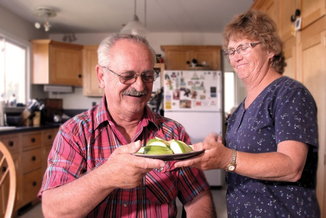 How to Create a Comfortable Home for the Elderly - HIVIVY